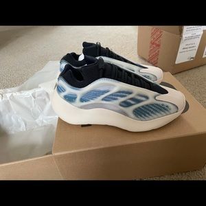 Yeezy v3 Kyanite